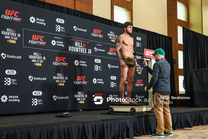 Неожиданный поворот перед UFC Baku Fight Night: Тофиг Мусаев не уложился в лимит весовой категории
