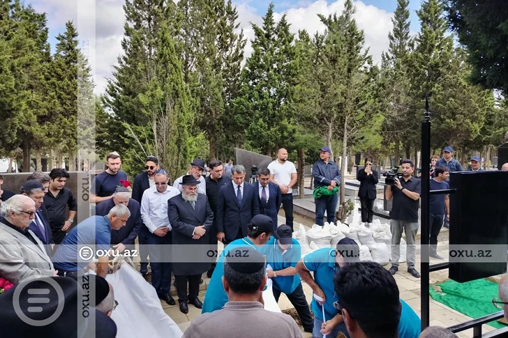 Media.az - Новости Азербайджана - В Баку состоялись похороны народного артиста Азербайджана Александра Шаровского