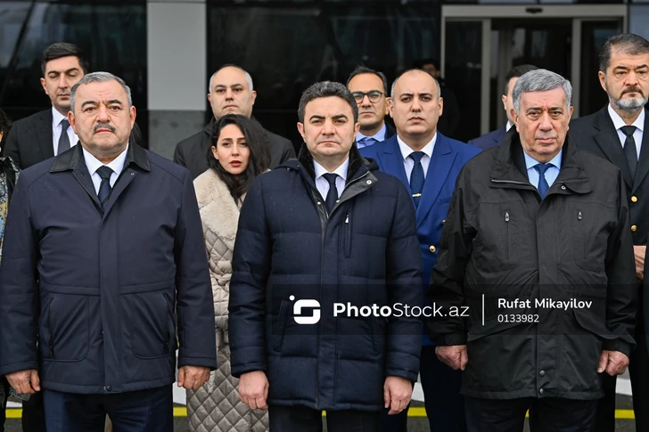 Media.az - Новости Азербайджана - Погибших рейса J2-8243 вспоминает Аэропорт Гейдар Алиев