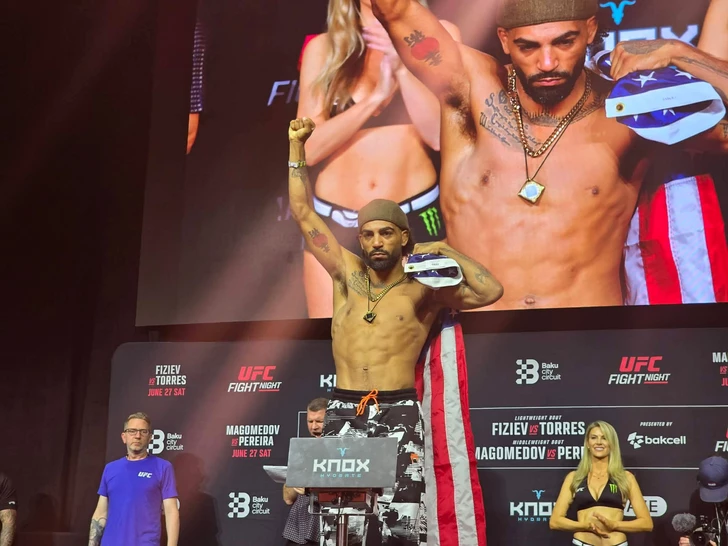Media.az - Новости Азербайджана - Перед UFC Fight Night в Баку состоялись торжественная церемония взвешивания и битва взглядов