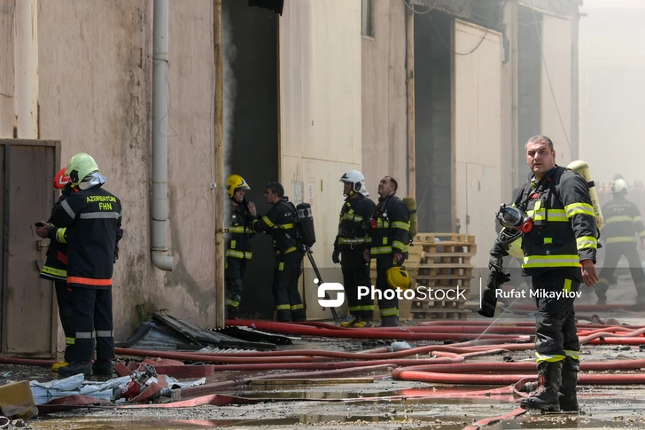 Media.az - Новости Азербайджана - Пожар на складах в Баку потушен