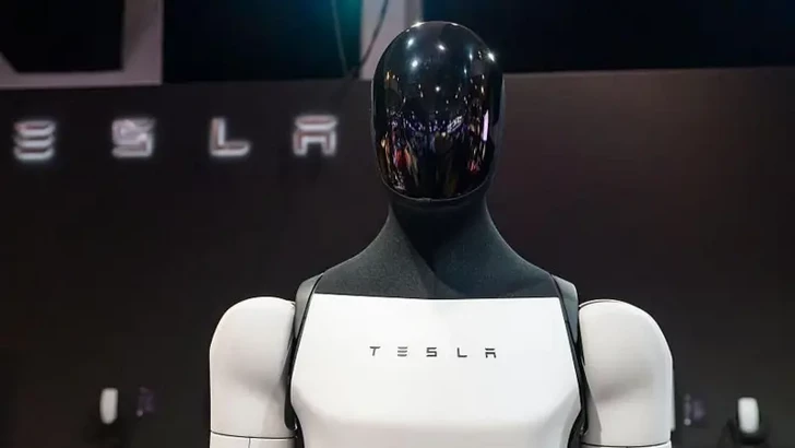 Tesla отказывается от флагманских моделей в пользу робототехники на фоне финансовых трудностей