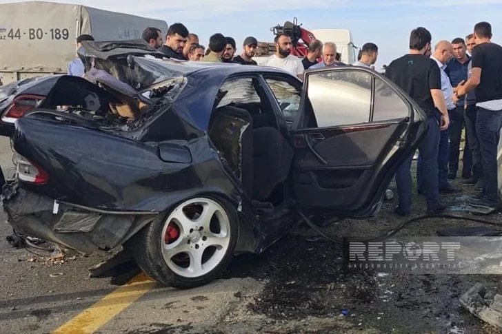 В Билясуваре произошла цепная авария: есть погибший и пострадавшие