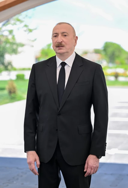 Media.az - Новости Азербайджана - Президент и первая леди совершили поездку в Джебраильский район