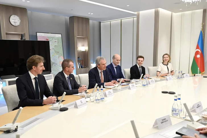 Media.az - Новости Азербайджана - SOCAR и Wood Mackenzie обсудили глобальные тренды и сотрудничество в сфере возобновляемой энергетики