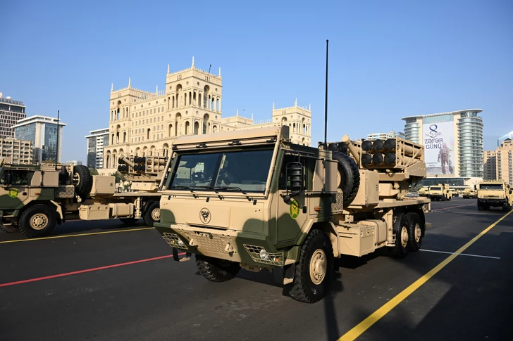 Media.az - Новости Азербайджана - Президент Ильхам Алиев выступил на военном параде, посвященном пятой годовщине Победы