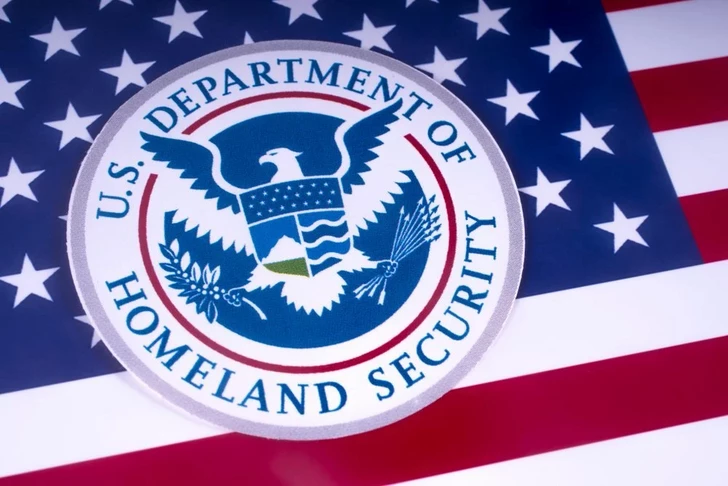 США ужесточают борьбу с мошенничеством при подаче ходатайств о статусе беженца