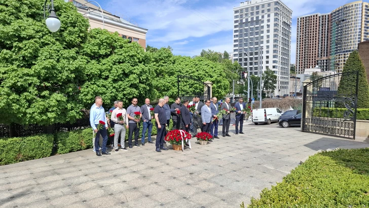 Media.az - Новости Азербайджана - В Киеве отметили 103-ю годовщину со дня рождения общенационального лидера Гейдара Алиева