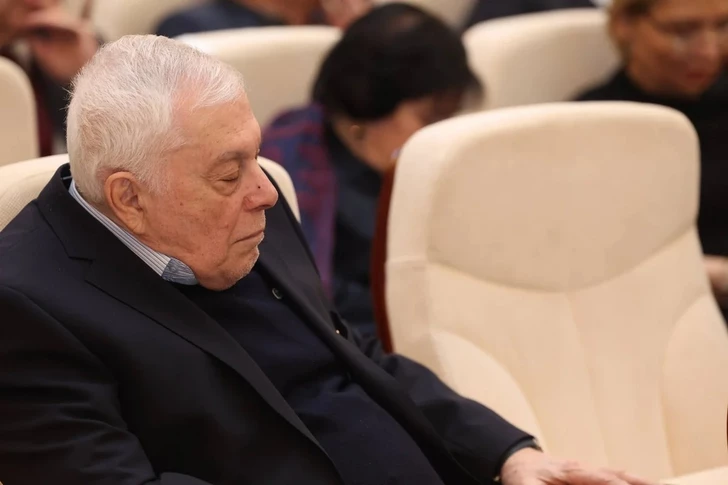 Пресс-служба опровергла сообщения о дремоте вице-президента НАНА