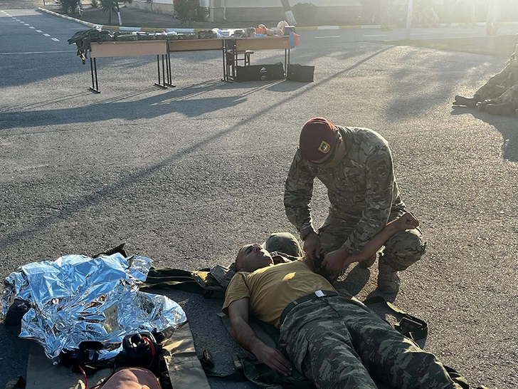 Media.az - Новости Азербайджана - Учебные сборы военнообязанных проходят в воинской части Сил спецназначения Азербайджана