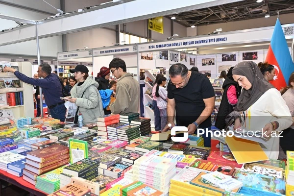 В Баку открылась XII Международная книжная выставка