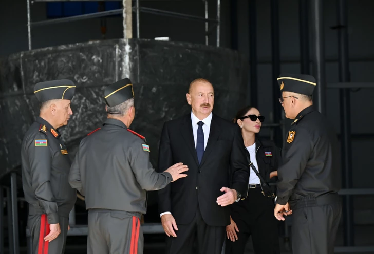 Media.az - Новости Азербайджана - Президент Ильхам Алиев посетил Военно-морские силы