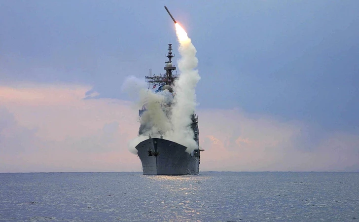 США продолжают борьбу с наркотрафиком: новый удар по судну в Тихом океане