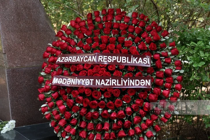 Media.az - Новости Азербайджана - В Баку прошла церемония памяти народного артиста Муслима Магомаева