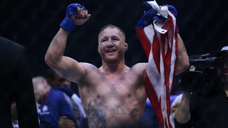 Джастин Гейджи стал полноценным чемпионом UFC в легком весе