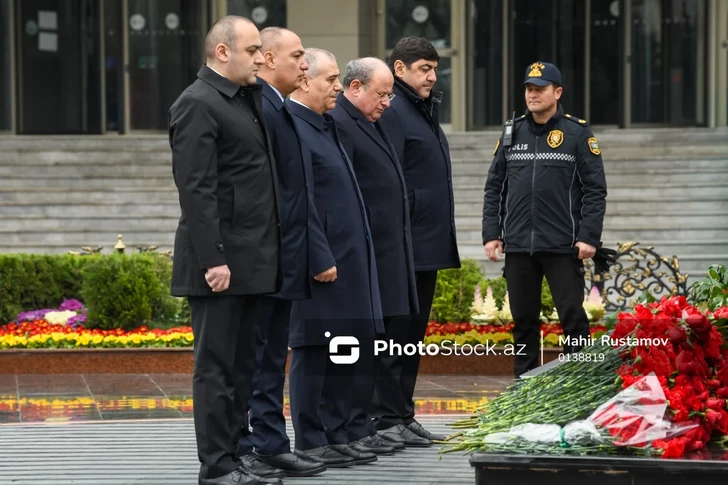 Media.az - Новости Азербайджана - Официальные лица государства и правительства чтят память жертв Ходжалинского геноцида