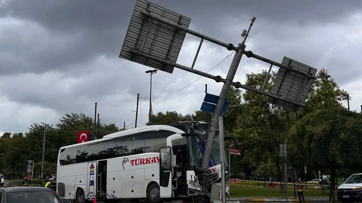 Media.az - Новости Азербайджана - Два ДТП с пассажирскими автобусами в Турции: пострадали около 70 человек