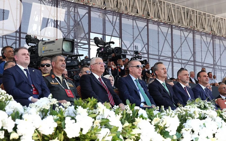 Закир Гасанов принял участие в открытии IDEF-2025 в Стамбуле