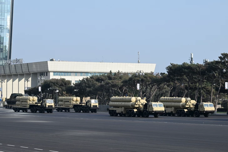 Media.az - Новости Азербайджана - Президент Ильхам Алиев выступил на военном параде, посвященном пятой годовщине Победы