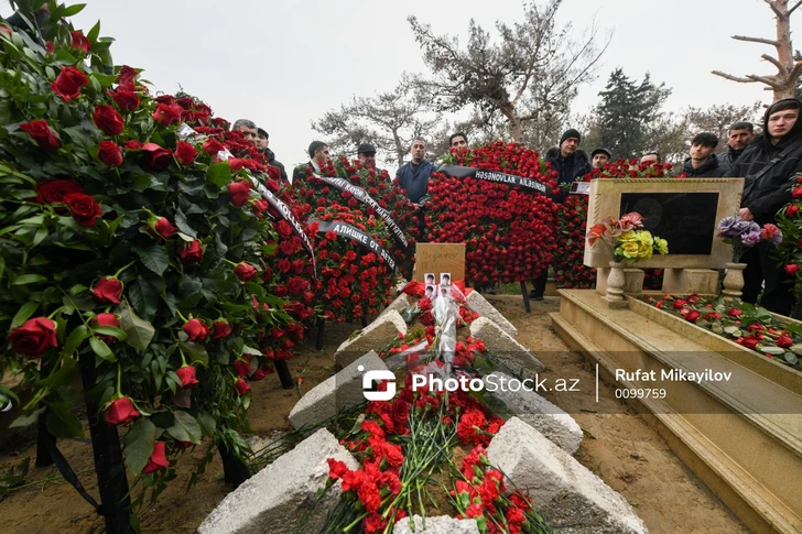 Media.az - Новости Азербайджана - В Баку похоронен подросток, погибший при крушении самолета AZAL в Актау