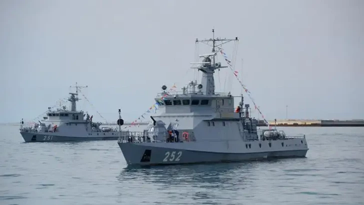 Девять военнослужащих погибли, семерых ищут после ЧП на учениях в Каспийском море у Казахстана