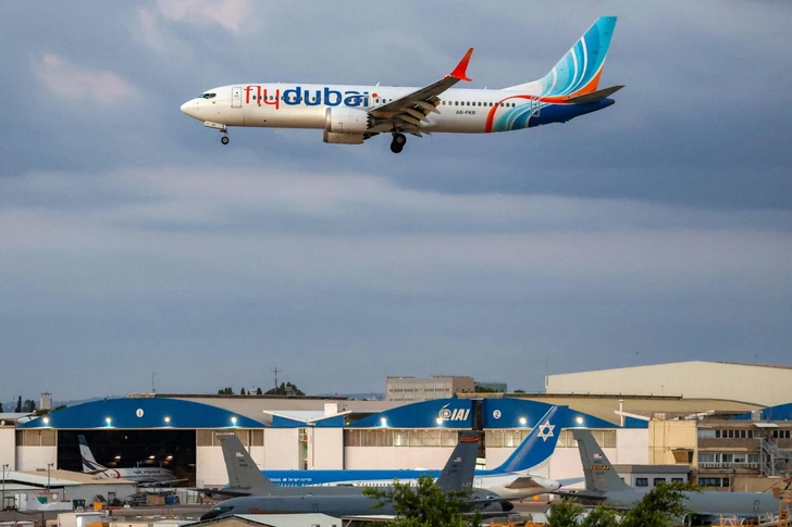 Напавший на командира пилот FlyDubai планировал разбить самолет в Израиле - СМИ