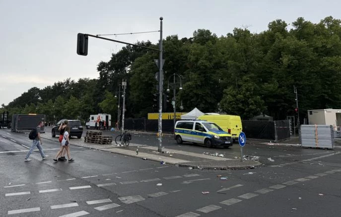 Media.az - Новости Азербайджана - В Германии автомобиль на полной скорости въехал в толпу - один погибший, десятки раненых