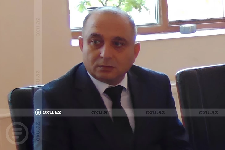 В Баку чиновник умер на рабочем месте