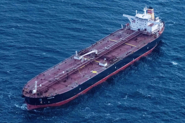 США намерены арестовать десятки танкеров из-за венесуэльской нефти