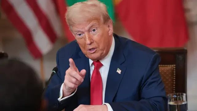 Трамп ультимативно потребовал от продавцов бензина снизить цены