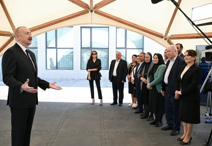 Media.az - Новости Азербайджана - Президент и первая леди совершили поездку в Джебраильский район
