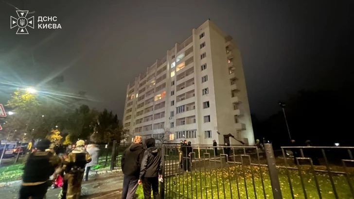 В Киеве в результате ночной атаки погибла женщина, 14 человек пострадали
