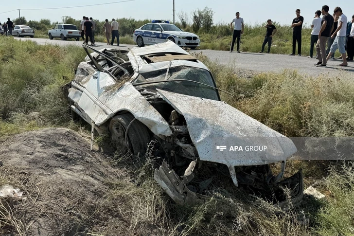 Media.az - Новости Азербайджана - В Зардабском районе автомобиль врезался в столб: есть погибший и пострадавшие