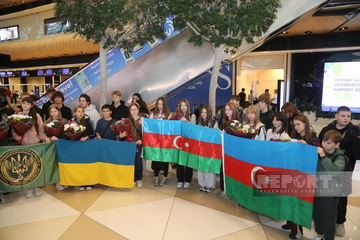 Еще 30 детей из Украины привезли в Азербайджан для реабилитации