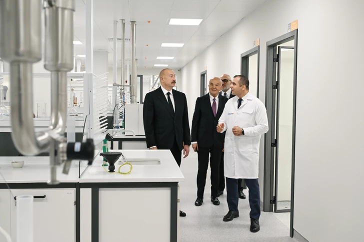 Media.az - Новости Азербайджана - Президент Ильхам Алиев принял участие в открытии фармпредприятия в Пираллахинском промпарке