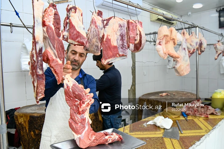 Рост цен на мясо в Азербайджане: фермеры теряют доходы из-за посредников и нехватки пастбищ