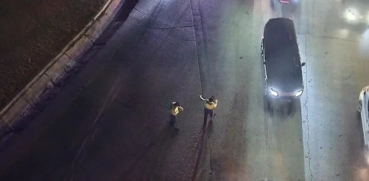 На Внешней кольцевой дороге в Баку произошел пожар: движение уже восстановлено