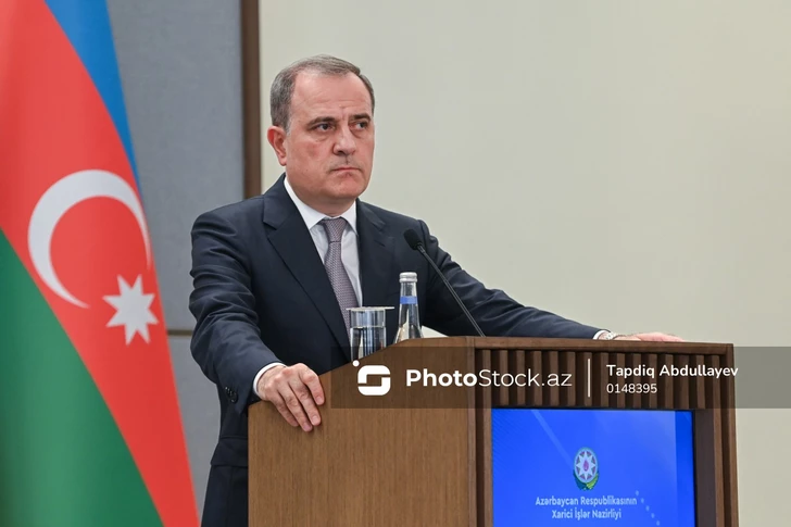Media.az - Новости Азербайджана - Джейхун Байрамов и Иньяцио Кассис провели совместную пресс-конференцию в Баку