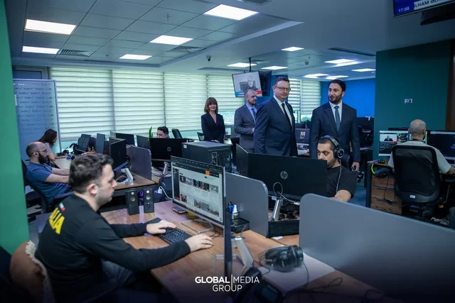 Посол Беларуси в Азербайджане посетил офис Baku TV