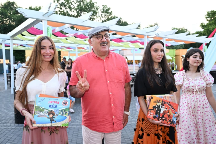 Media.az - Новости Азербайджана - Лейла Алиева и Арзу Алиева посетили летний фестиваль CandyFest и посмотрели шоу цирка на воде