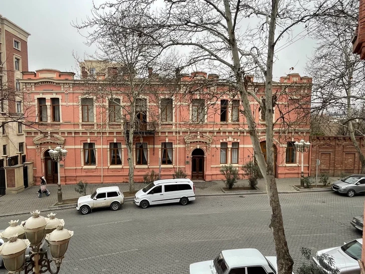 Media.az - Новости Азербайджана - Архитектурная жемчужина Гянджи: здание, в котором хранится память об АДР