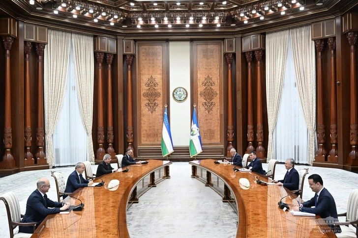 Президент Узбекистана выступил за дальнейшее развитие сотрудничества с Азербайджаном