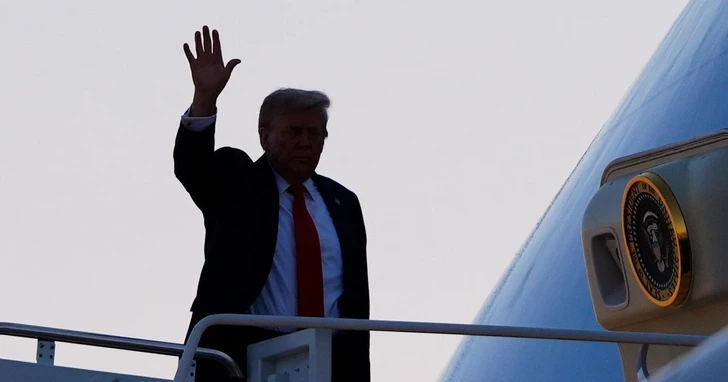 Трамп прибыл в Пекин: первый за почти 10 лет визит президента США в Китай