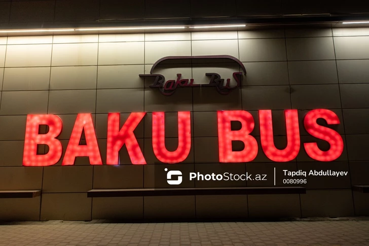 «Сломанные автобусы» и транспортный коллапс: BakuBus ответил на обвинения своего бывшего водителя