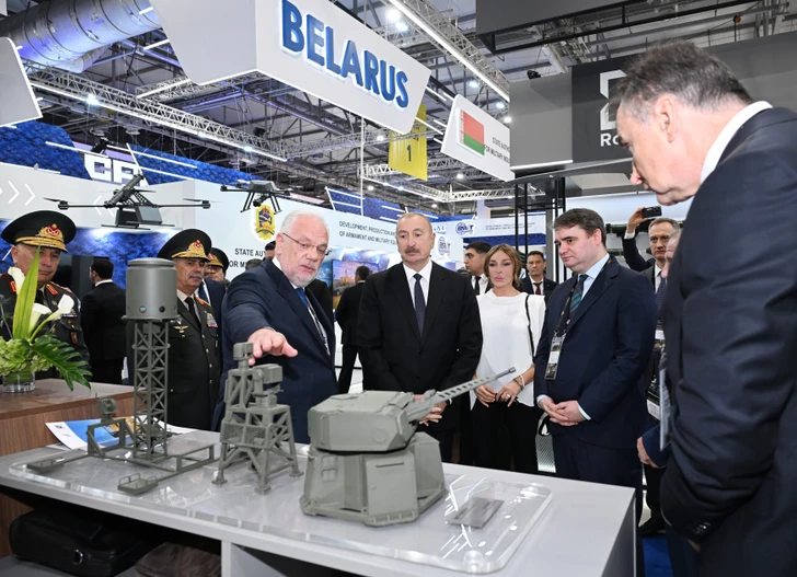 Media.az - Новости Азербайджана - Президент Ильхам Алиев ознакомился с выставками ADEX 2026 и Securex Caspian