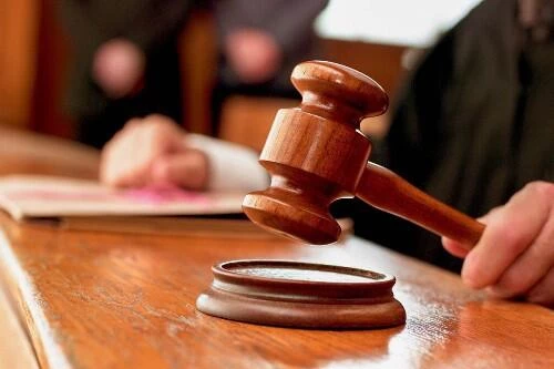 Обвиняемую в мошенничестве племянницу народной артистки Азербайджана освободили из-под стражи