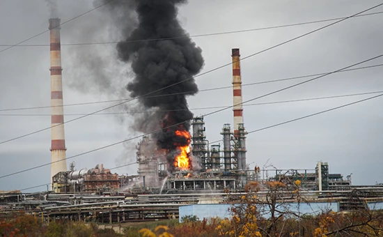 Беспилотники атаковали крупнейшую нефтебазу Северного Кавказа