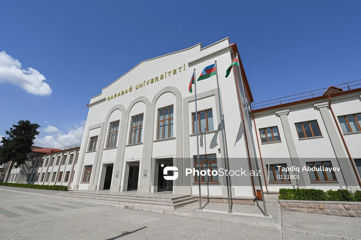 2000 студентов строят будущее Карабаха в стенах нового университета