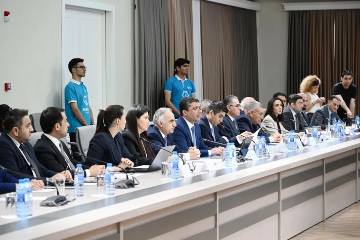 Media.az - Новости Азербайджана - В Азербайджане обсудили законопроект о защите детей в цифровом пространстве