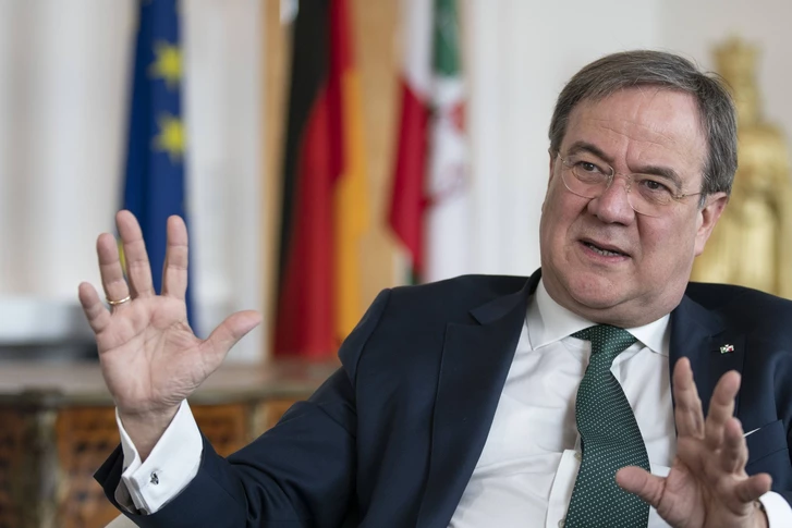 Армин Лашет: Азербайджан усилил роль в регионе благодаря мирному процессу
